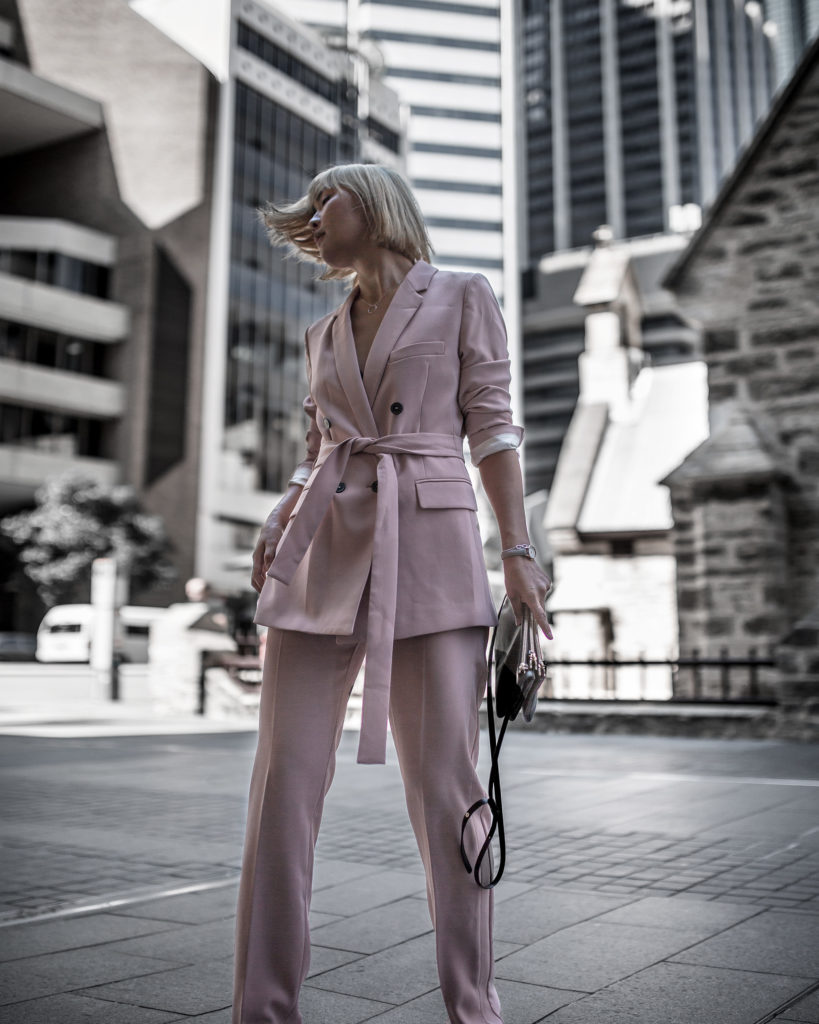 What to wear to spring racing carnival - Beige Renegade